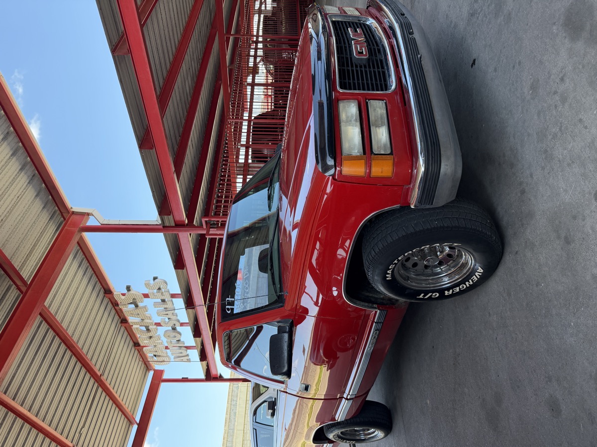 Vehicle photo