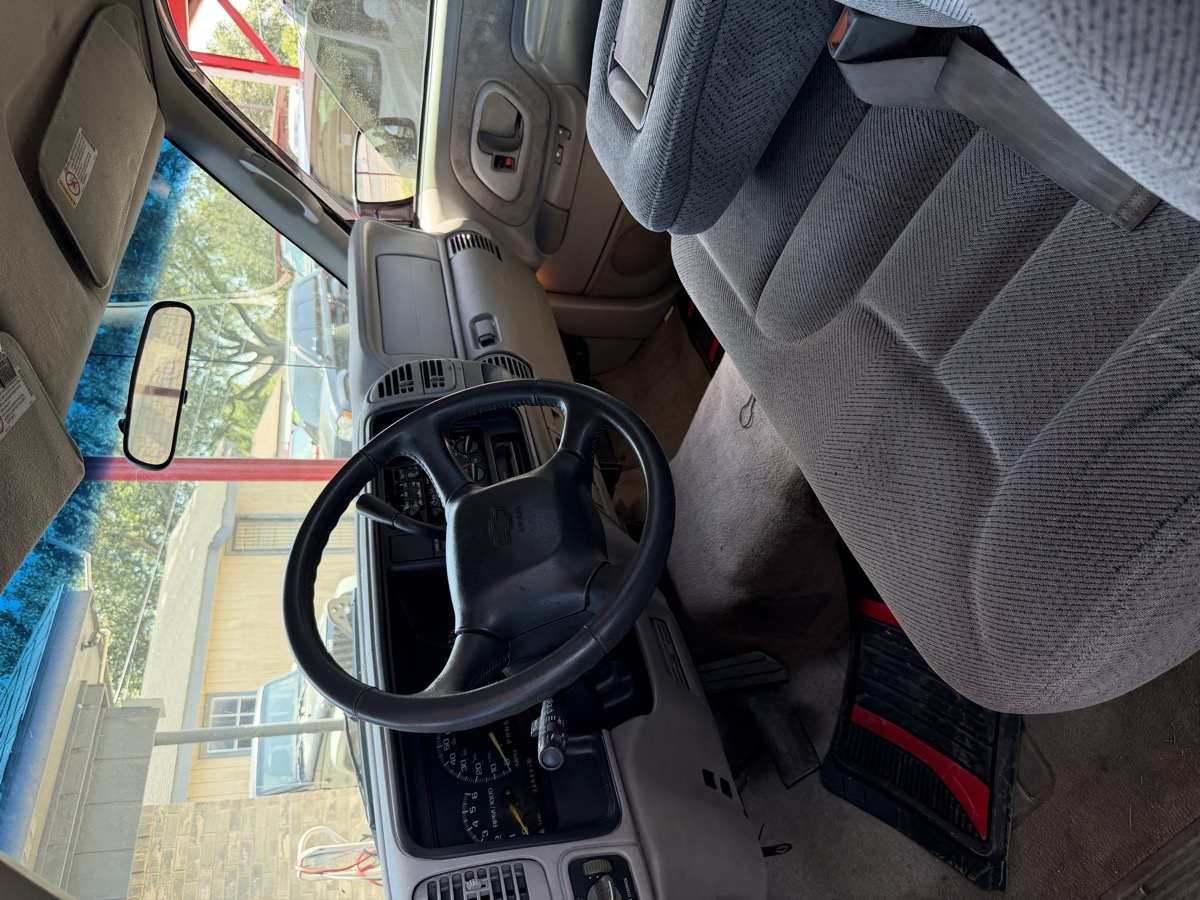 Vehicle photo