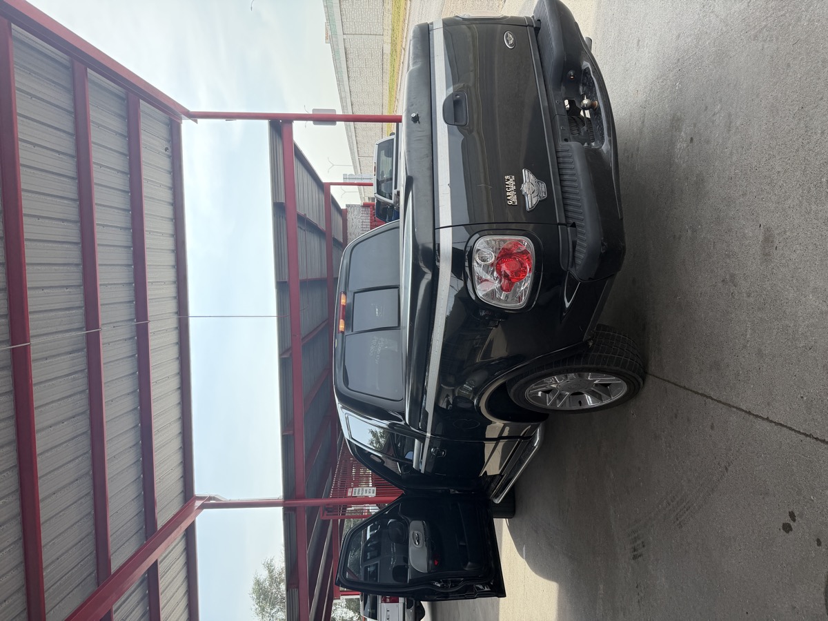 Vehicle photo